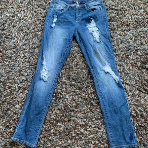 Boom Boom Ripped jeans- mid Rise